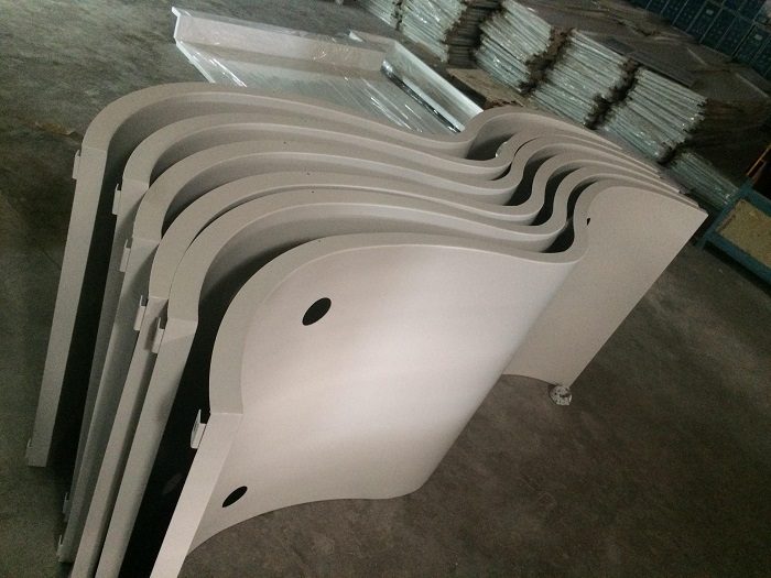 弧形铝单板厂家如何控制好铝单板弯曲的弧度？